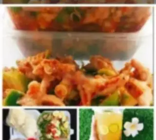 Hình ảnh Combo tré trộn + chân gà sốt Thái