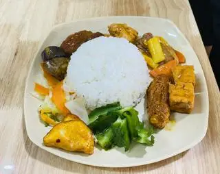 Hình ảnh Cơm chay thập cẩm