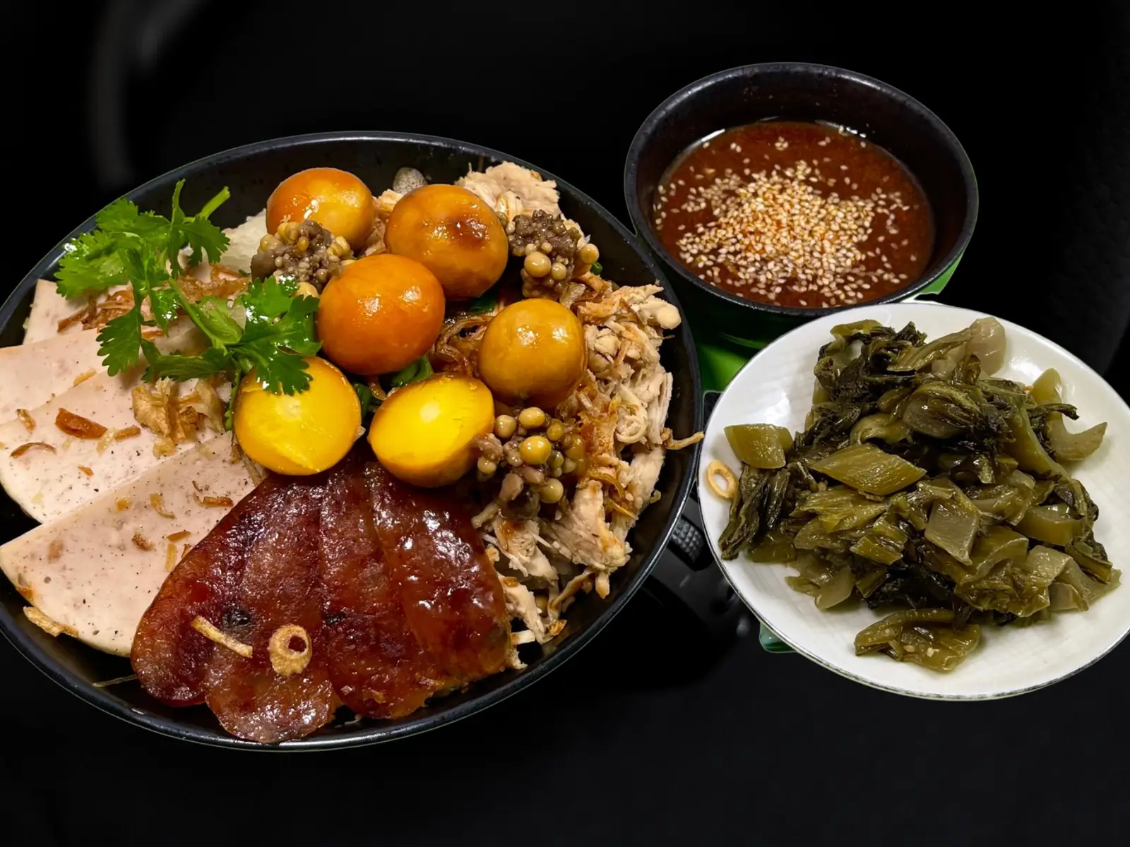Hình ảnh Xôi Gà Xé Trứng non