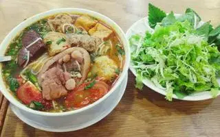 Hình ảnh Bún Riêu Ốc + Chả + Cua