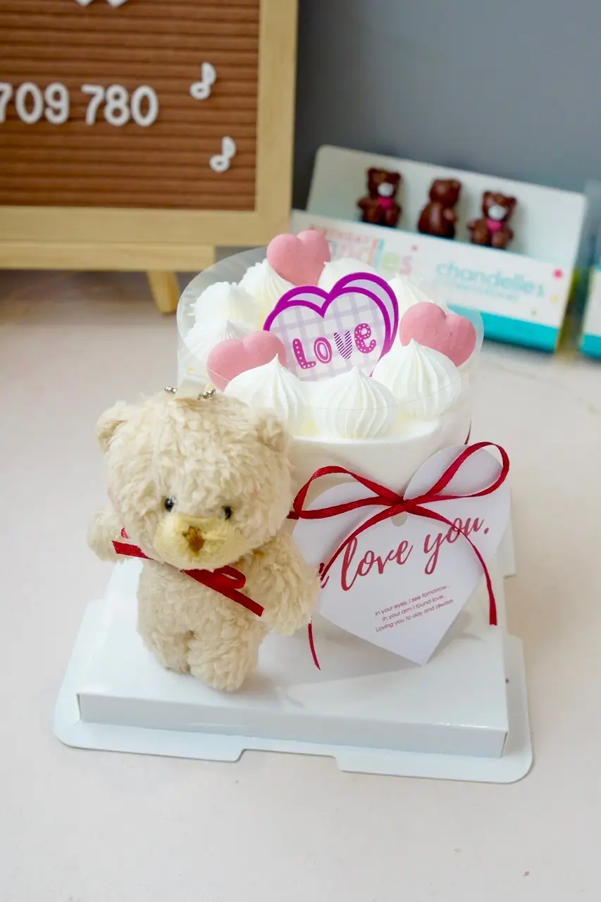 Hình ảnh 2002. (10cm)Bánh kem sữa tươi gấu bông