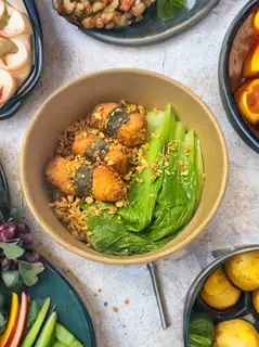 Hình ảnh Mì Trộn INDOMIE Gà Cuộn Rong Biển