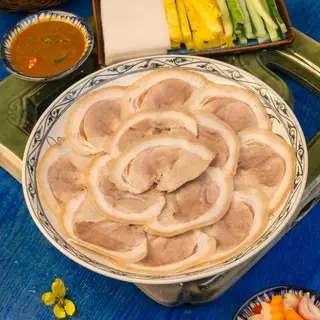 Hình ảnh Bánh tráng cuốn thịt heo