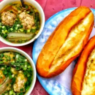 Hình ảnh Bánh mì xíu mại Đà Lạt