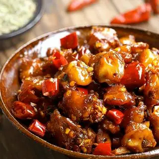 Hình ảnh Gà xào ớt khô