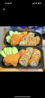 Hình ảnh Combo 1 đùi gà rán - kimbap chiên xù kèm kim chi HQ