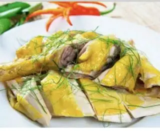 Hình ảnh Gà Hấp Lá Chanh - Nửa Con