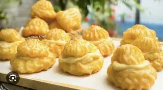 Hình ảnh Bánh su kem hộp 6 cái