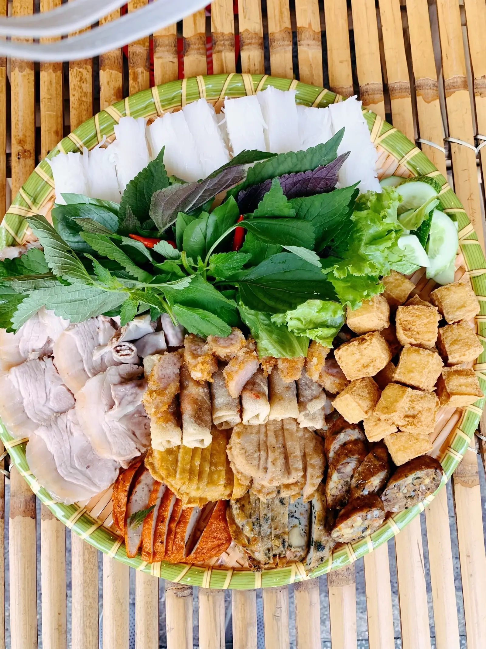 Hình ảnh Mẹt VIP 3 người