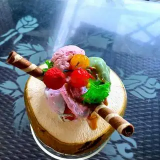 Hình ảnh Kem trái dừa