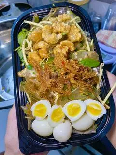 Hình ảnh Bánh tráng mỡ hành tóp mỡ - khô mực+ 2 cút lòng đào