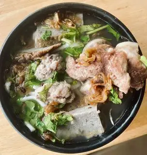 Hình ảnh Bánh canh thập cẩm xương