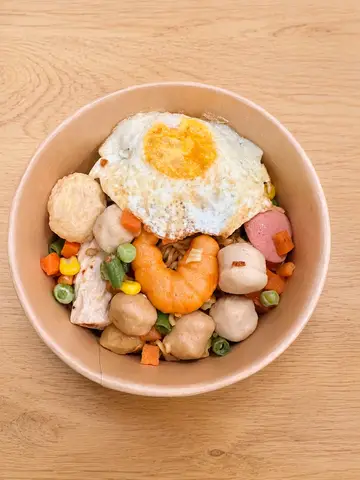 Hình ảnh Mì Indomie đặc biệt full topping