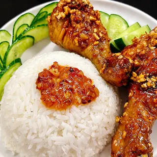 Hình ảnh Cơm gà sốt mắm