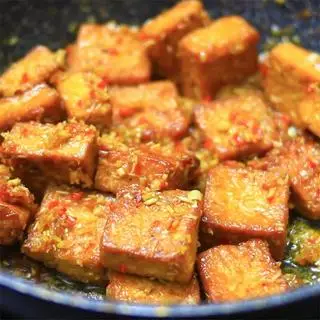 Hình ảnh ĐẬU HŨ KHO SẢ ỚT