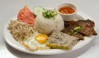 Hình ảnh Cơm Tấm Sườn Ốp La + Trà Olong + Bao Đã