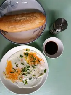 Hình ảnh Bánh mì trứng ốp la/Banh mi with Fried eggs