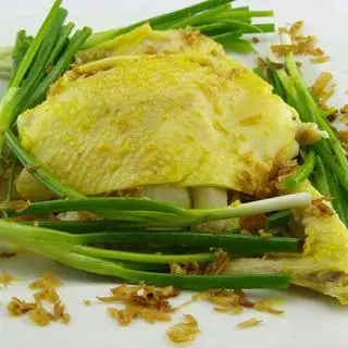 Hình ảnh Đùi gà hấp hành