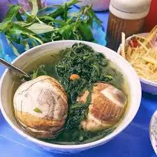 Hình ảnh Trứng vịt lộn ngải cứu