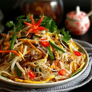 Hình ảnh Miến xào mềm
