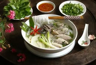 Hình ảnh Tô bún măng vịt