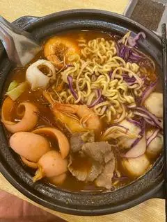 Hình ảnh Mì cay hải sản