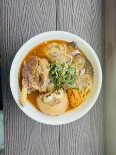 Hình ảnh Bún Bò "Ú Na Ú Nần"