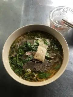 Hình ảnh Bún bò gân - viên