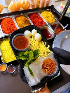 Hình ảnh bánh tráng chấm muối tắc