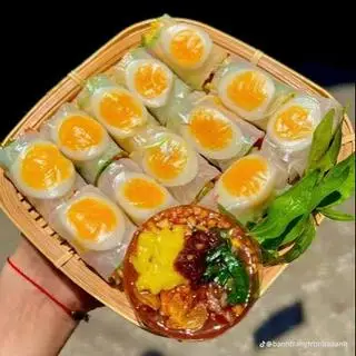 Hình ảnh Cuốn Trứng Lòng Đào ( Chay )