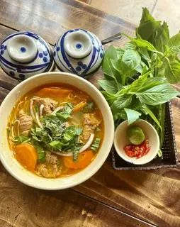 Hình ảnh Bò Kho Mì Trứng