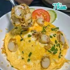 Hình ảnh Cơm phủ trứng sò điệp