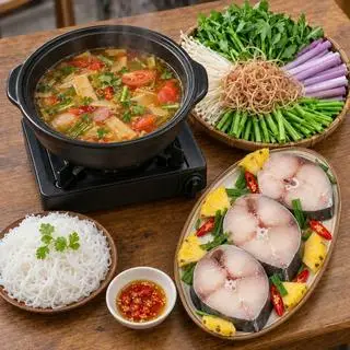 Hình ảnh Lẩu cá bớp măng chua