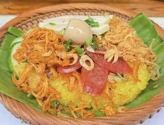 Hình ảnh Xôi Mặn Truyền Thống Gà Xé
