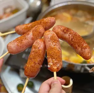 Hình ảnh Lạp Xưởng Nướng Đá  - 5 Cây