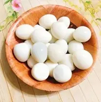 Hình ảnh Trứng cút  luộc 1 trứng