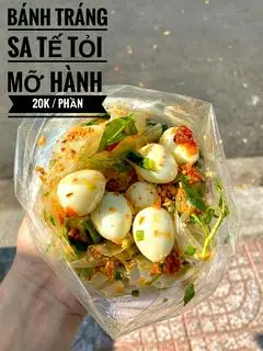 Hình ảnh Bánh tráng sa tế dẻo hành tỏi phi
