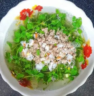 Hình ảnh Canh rong biển phile cá lóc thịt bằm