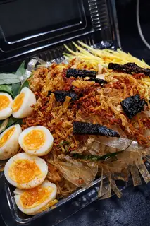 Hình ảnh Bánh tráng trộn sợi truyền thống 