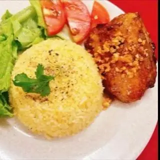 Hình ảnh cơm gà mắm tỏi