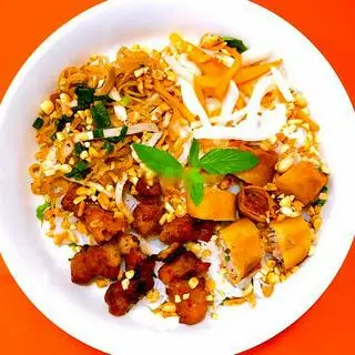 Hình ảnh Bún thịt nướng nam bộ  | Thịt nướng + chả giò + bì thính