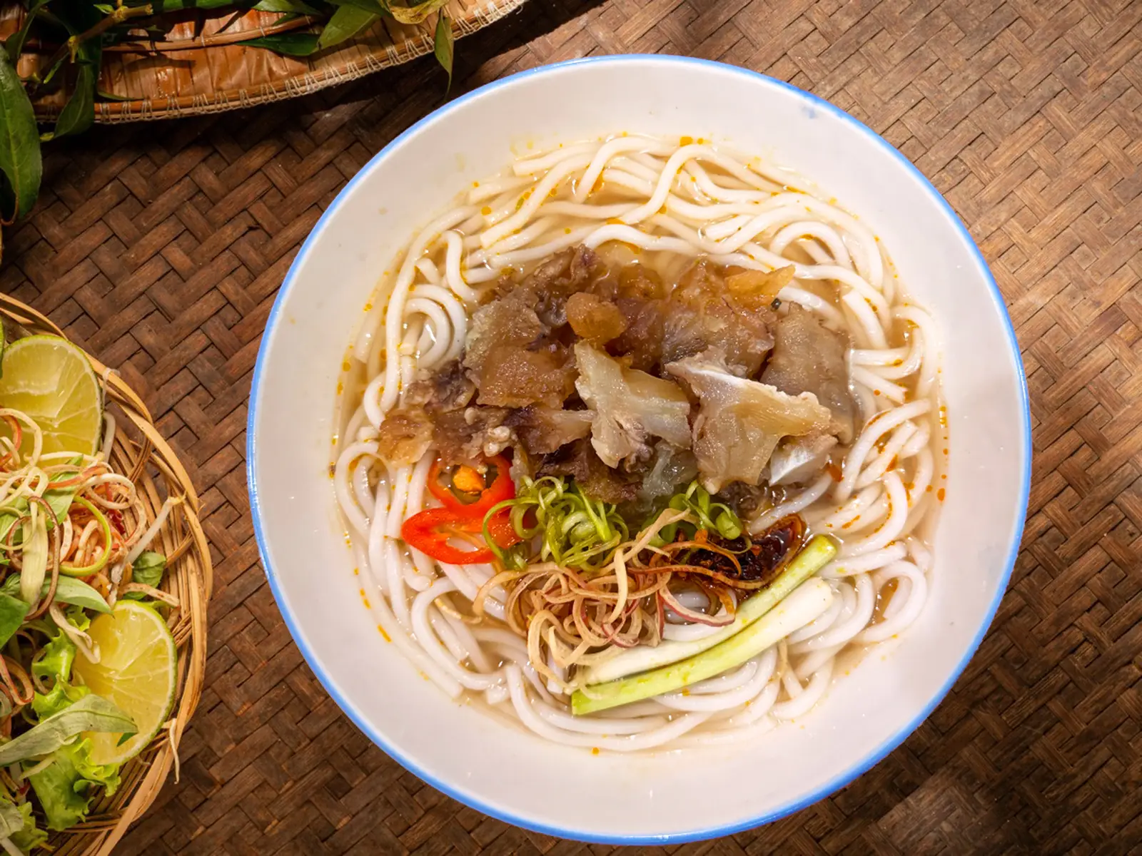 Hình ảnh Bún Bò Gân
