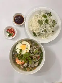 Hình ảnh Hủ Tiếu Tôm Thịt Trứng 