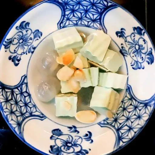 Hình ảnh Chè khúc bạch vị matcha