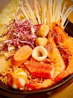 Hình ảnh Mì cay hải sản