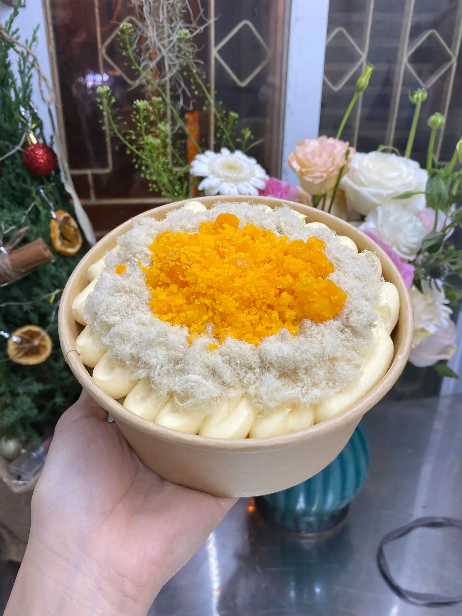 Hình ảnh Bông Lan Trứng Muối Sốt Phomai