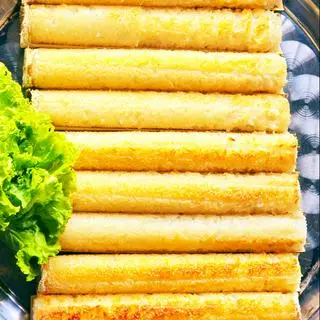Hình ảnh 1 cây cơm lam