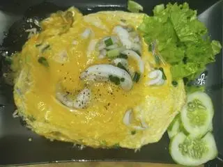 Hình ảnh Cơm chiên trứng phủ mực