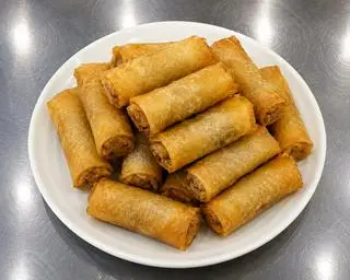 Hình ảnh chả giò thịt ( 3 cuộn )