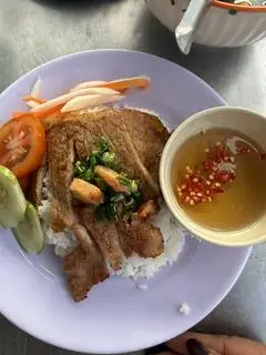 Hình ảnh Cơm Tấm Sườn
